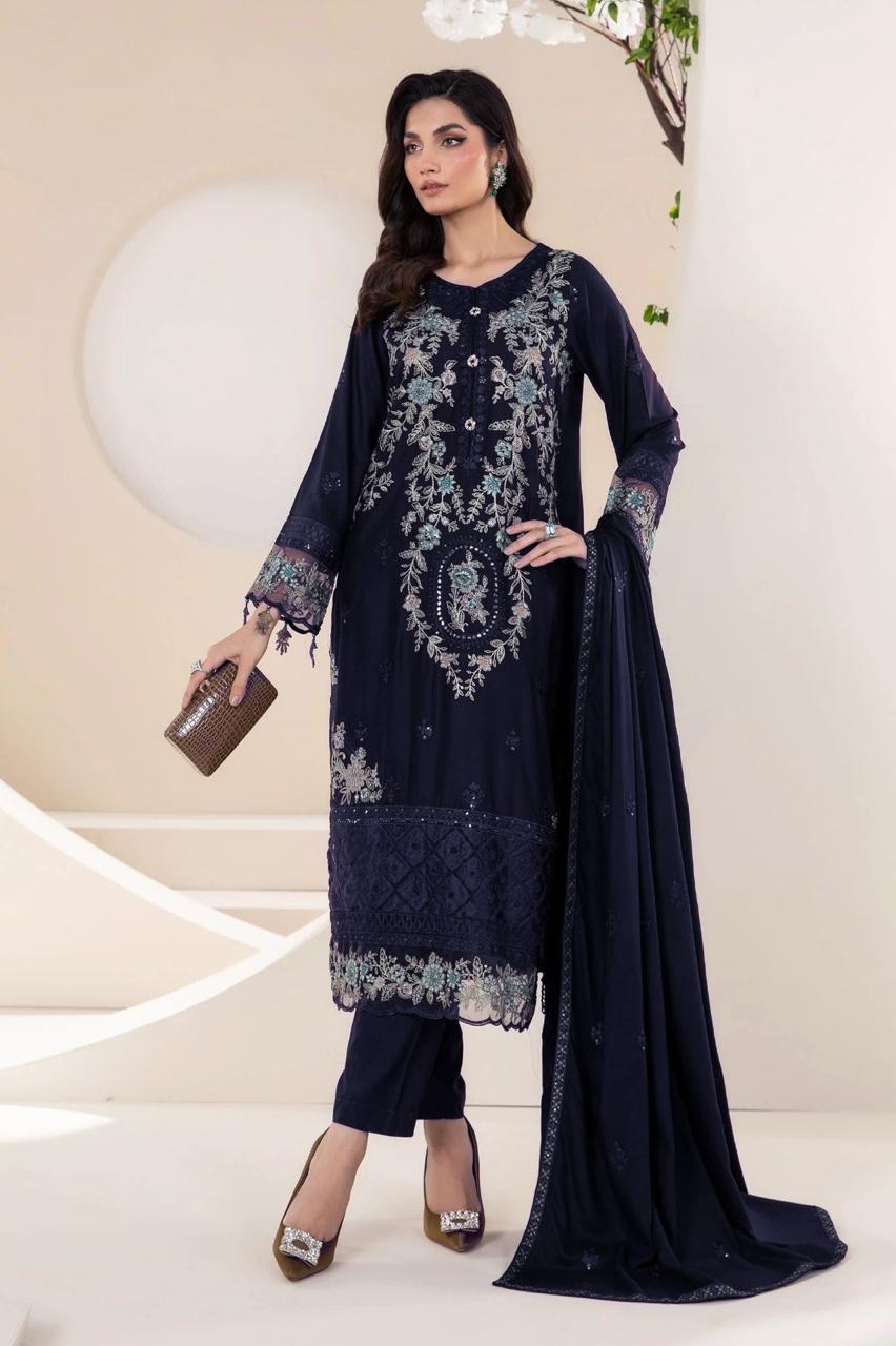 Heavy embroidered Suit 3 piece