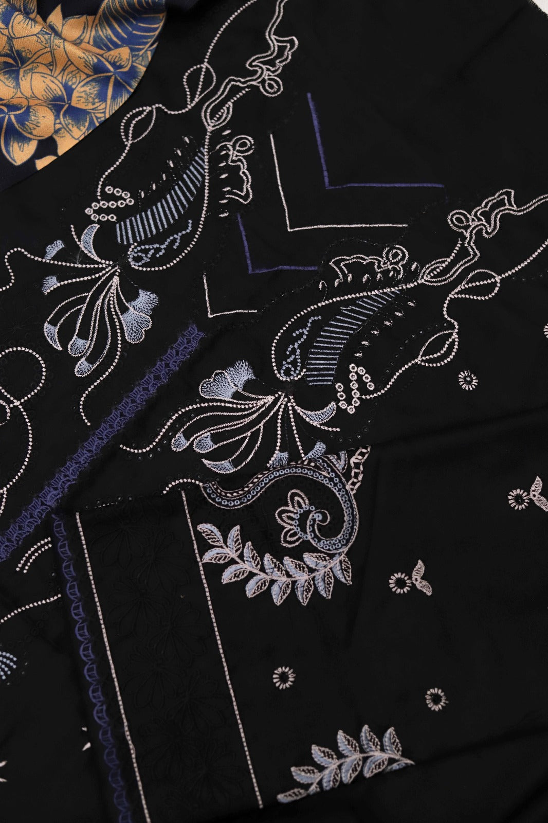 Full Heavy Multi-Head +Thread Embroidered 3 Piece Suit